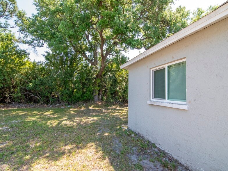 More Photos Of , Bradenton Multifamily For Sale