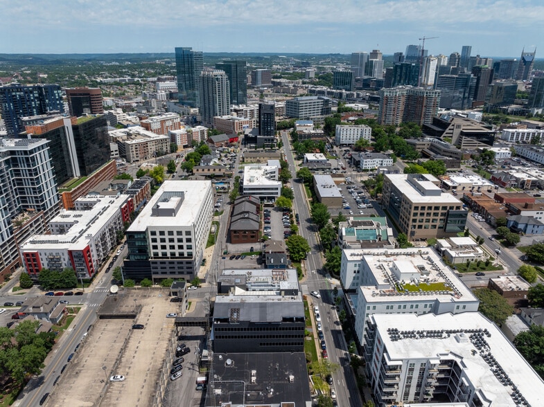 More Photos Of 49 Music Square W, Nashville Office For Lease