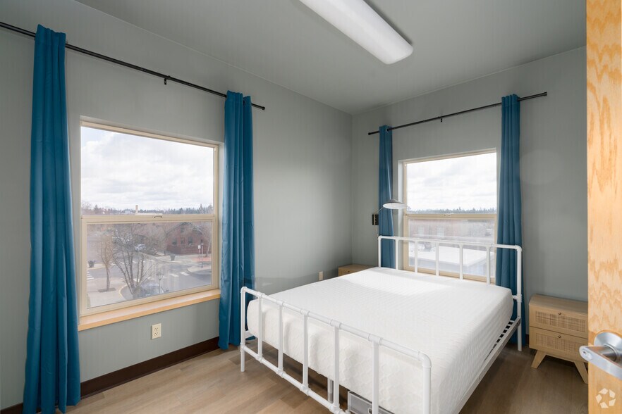 More Photos Of 404 2nd St, Cheney Apartments For Lease