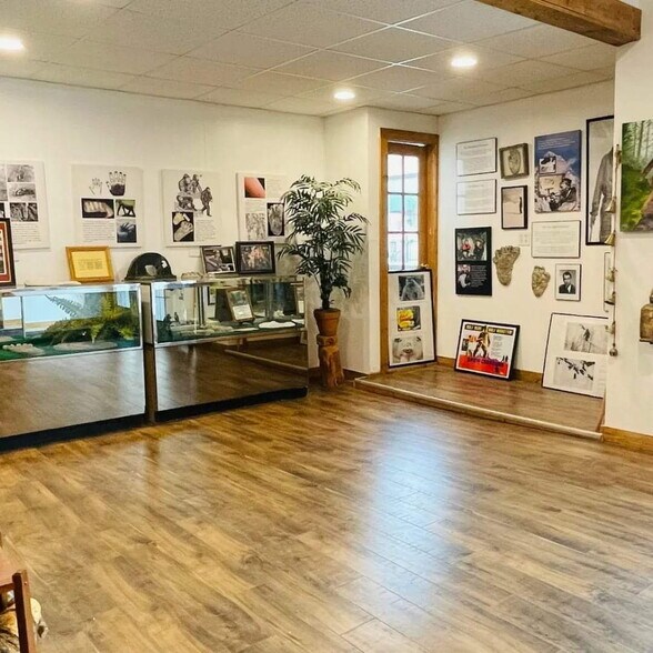 More Photos Of 400 4th St, Sutton Storefront Retail Residential For Sale