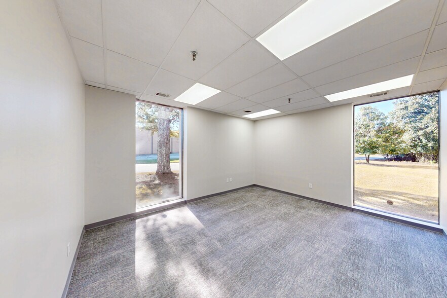 More Photos Of 5675 Bucknell Dr SW, Atlanta Distribution For Lease
