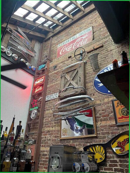 More Photos Of 2629 N Main St, Fort Worth Restaurant For Sale