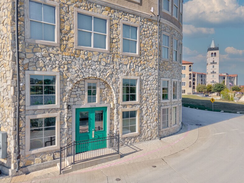 More Photos Of 6675 Mediterranean Dr, McKinney Restaurant For Sale