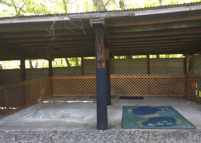 More Photos Of 1521 Sulphur Springs Rd, Waynesville Office For Sale