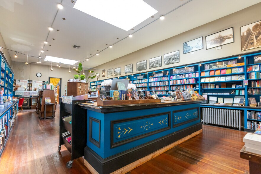 More Photos Of 315 E 2nd St, The Dalles General Retail For Sale