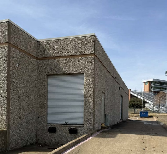 More Photos Of 1930 Alpha Dr, Rockwall Showroom For Lease