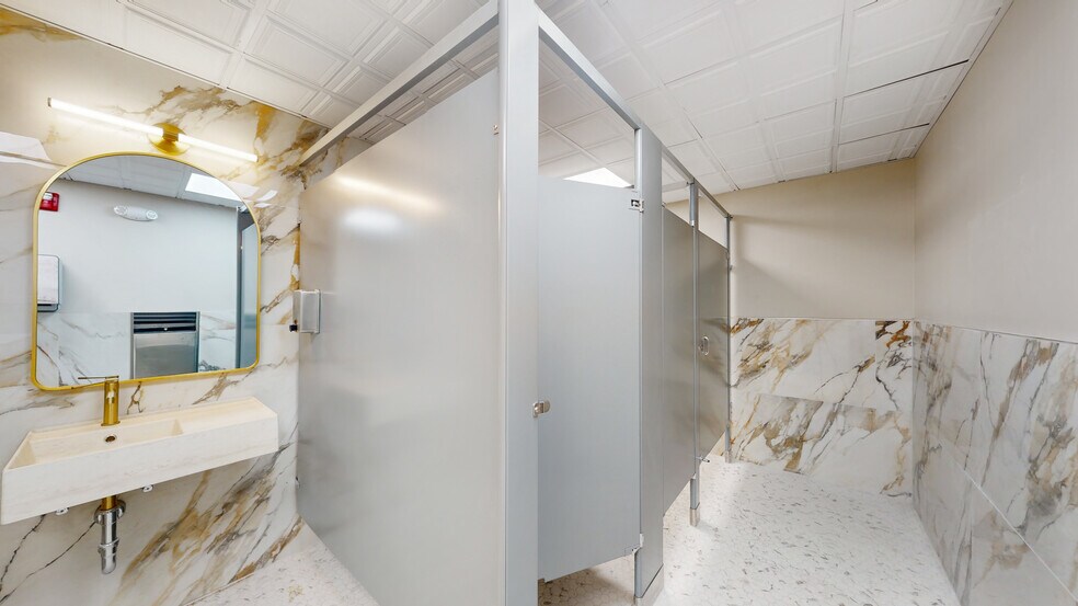 More Photos Of 301 E Godfrey Ave, Philadelphia Lodge Meeting Hall For Lease