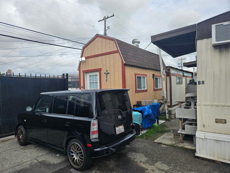 More Photos Of 1523 259th St, Harbor City Manufactured Housing Mobile Home Park For Sale