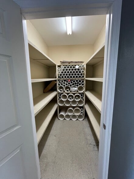 More Photos Of 1101 E Broadway St, Oviedo Office For Lease