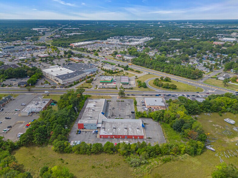 More Photos Of 781 Brick Blvd, Brick General Retail For Lease