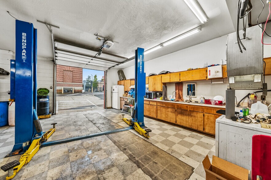 More Photos Of 125 N Holly St, Medford Auto Repair For Sale
