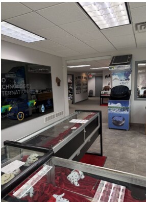 More Photos Of 520 Technology Way, Saukville Warehouse For Lease