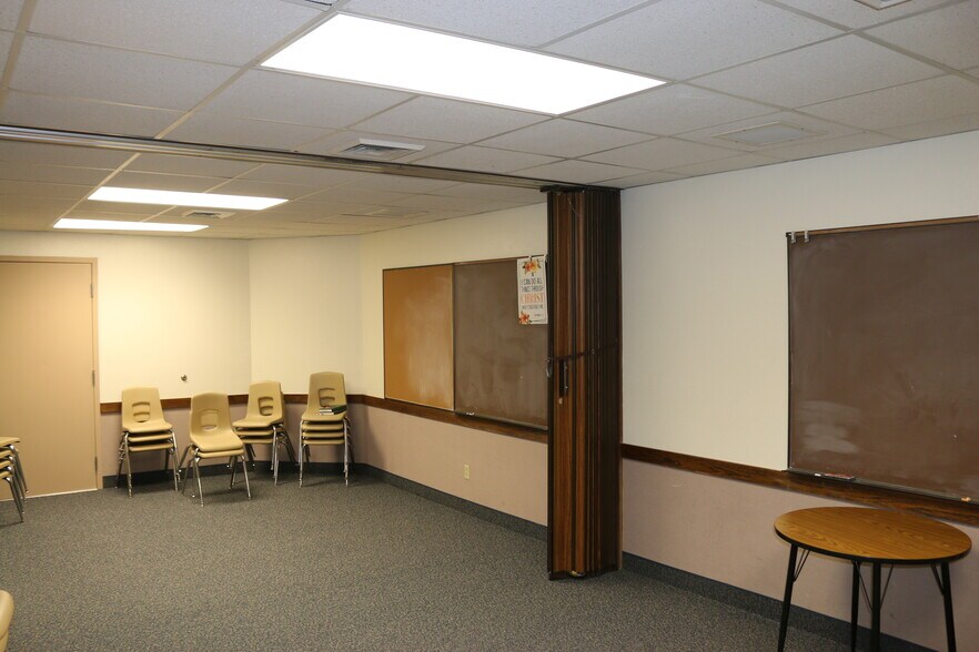 More Photos Of 155 Coventry Ln, North Salt Lake Religious Facility For Sale