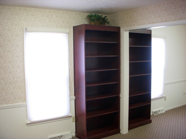 More Photos Of 790 Lafayette Rd, Medina Office For Lease