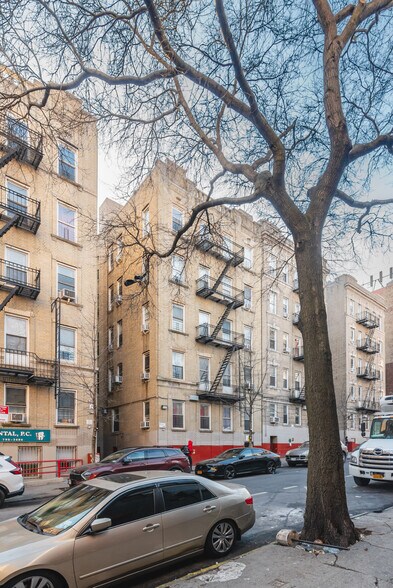 More Photos Of 550 W 180th St, New York Apartments For Sale