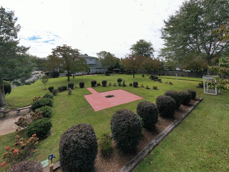 More Photos Of 426 W Church St, Swainsboro Hospitality For Sale