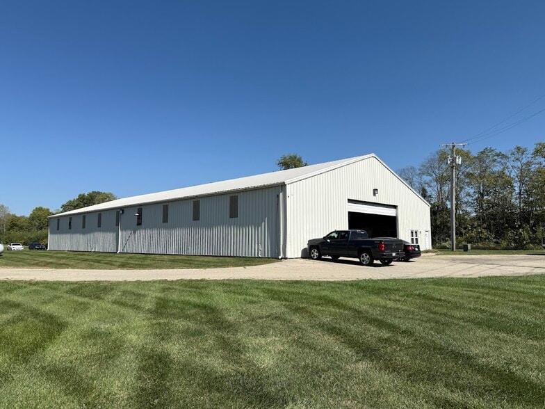 Primary Photo Of 2696 E Lytle 5 Points Rd, Dayton Manufacturing For Lease