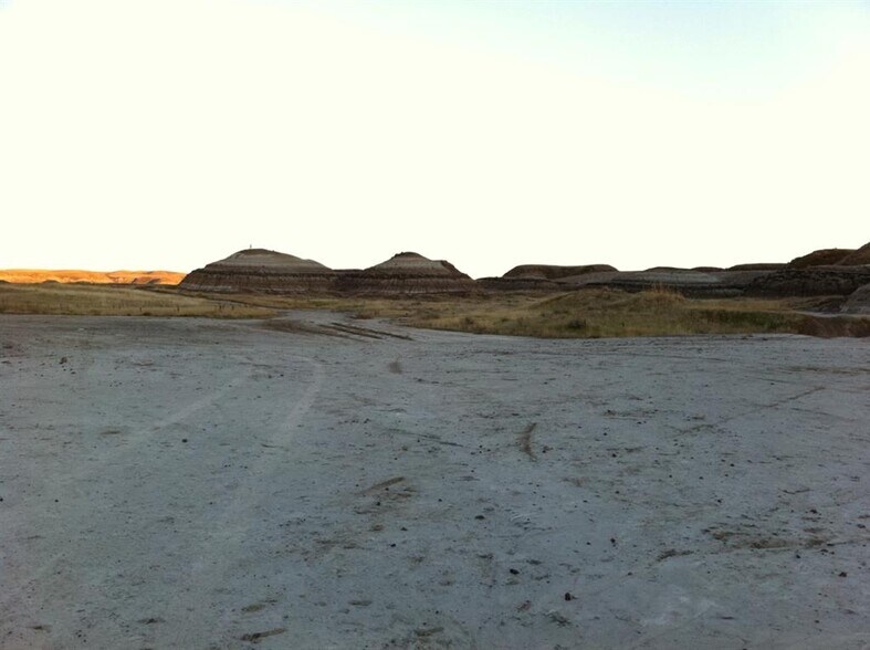 More Photos Of 660 Elgin Hill Rd, Drumheller Land For Sale