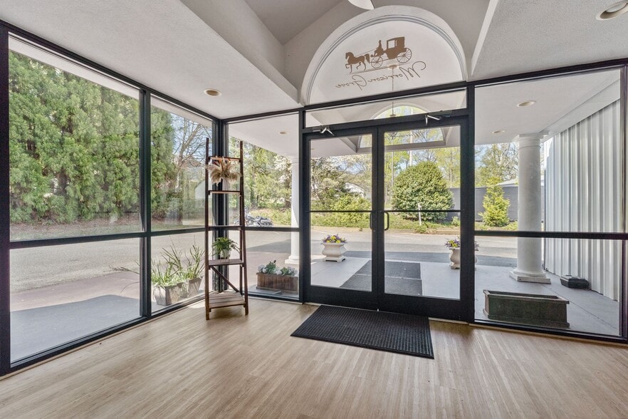 More Photos Of 2929 Hedrick Mill Rd, Lexington Lodge Meeting Hall For Sale