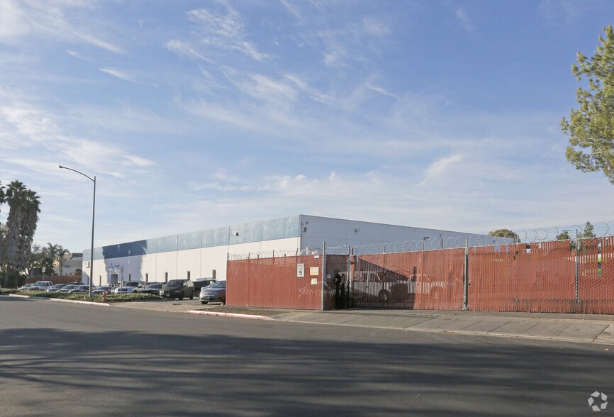 More Photos Of 485 Vista Way, Milpitas Warehouse For Lease