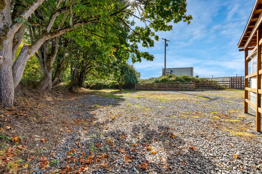 More Photos Of 9813 Airport Way, Snohomish Land For Lease
