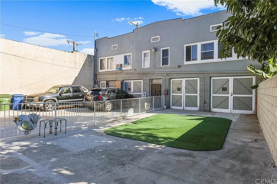 More Photos Of 522 W VERNON Ave, Los Angeles Daycare Center For Sale