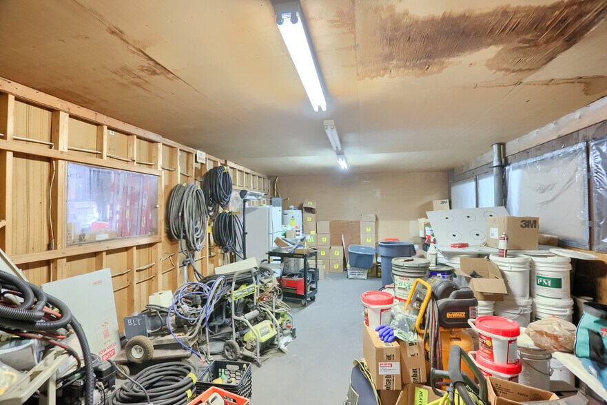 More Photos Of 98 Sproul St, McKees Rocks Truck Terminal For Sale