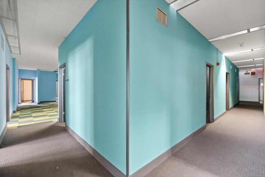 More Photos Of 421 E Robinson St, Orlando Office For Sale