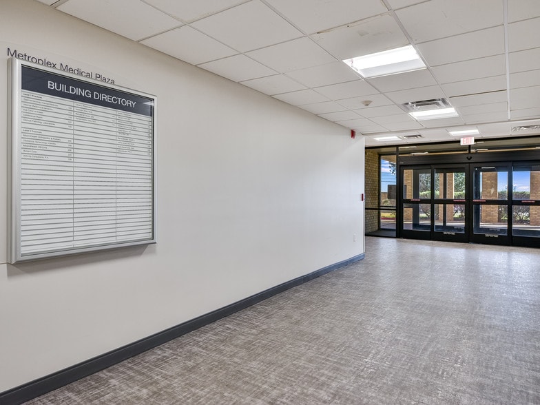 More Photos Of 2301 S Clear Creek Rd, Killeen Medical For Lease