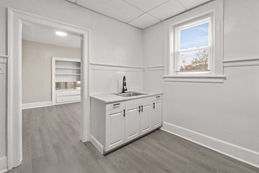 More Photos Of 136 Broadway, Hagerstown Apartments For Sale