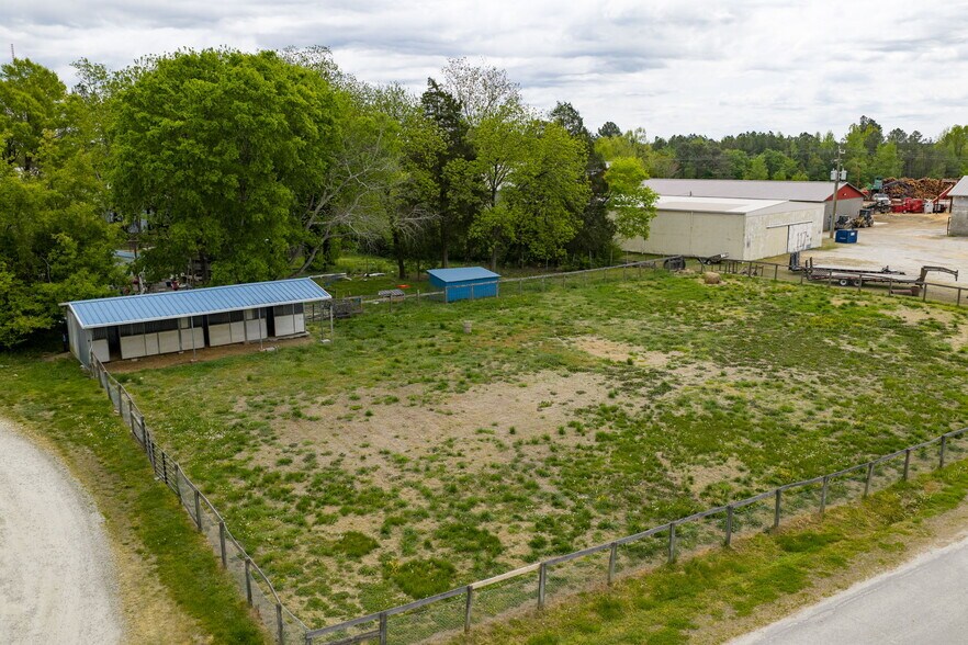 More Photos Of 101 Lea Rd, Kenbridge Rehabilitation Center For Sale