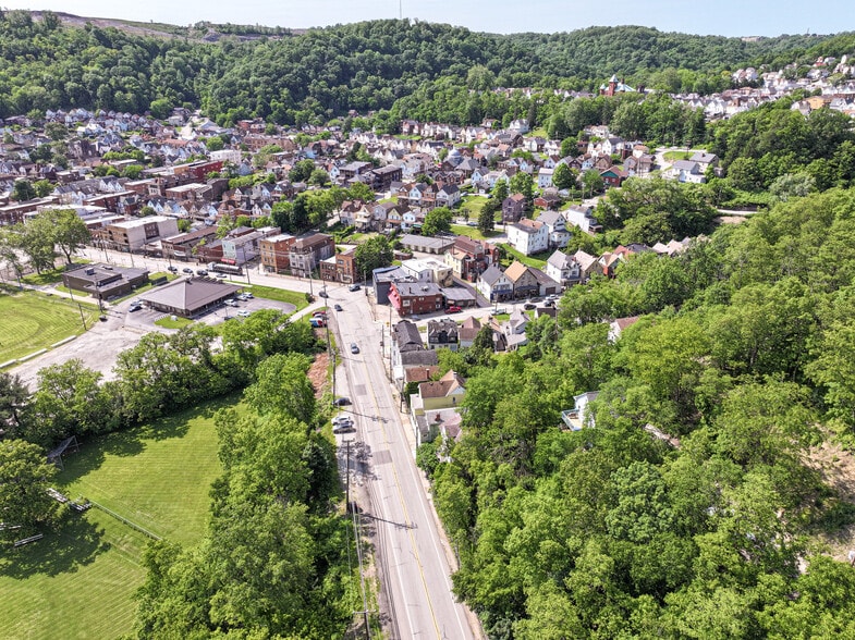 More Photos Of 936 Broadway, Pitcairn Restaurant For Sale