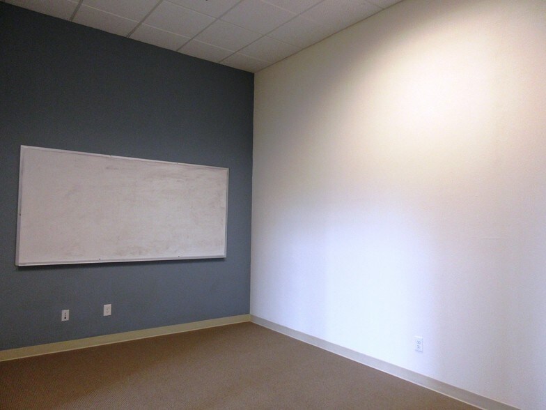 More Photos Of 909-943 Corporate Way, Fremont Research And Development For Sale