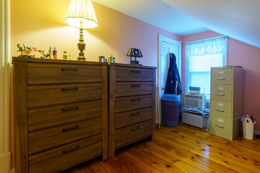 More Photos Of 181 W State St, Granby Storefront Retail Residential For Sale