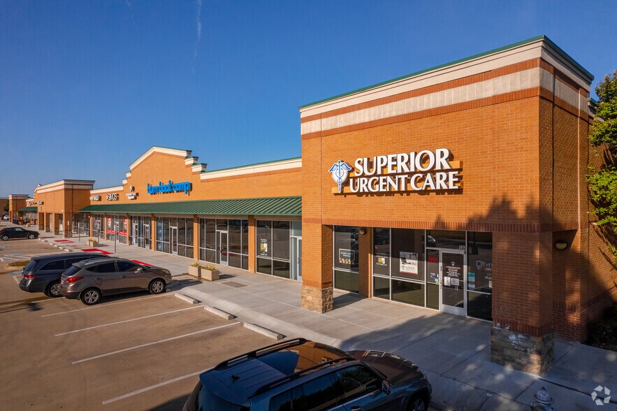 More Photos Of 2122 Rufe Snow Dr, Keller General Retail For Sale