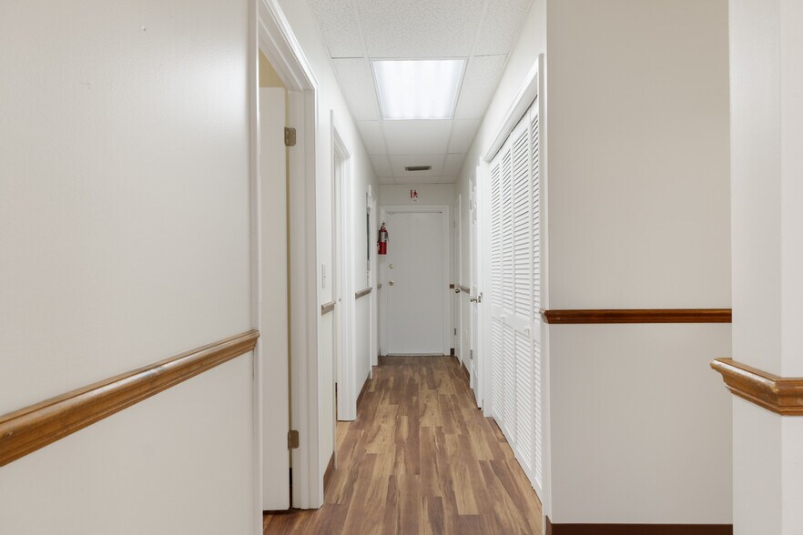 More Photos Of 9030 W Fort Island Trl, Crystal River Medical For Sale