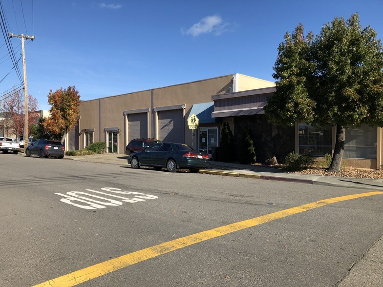 More Photos Of 145 Jordan St, San Rafael Service For Lease