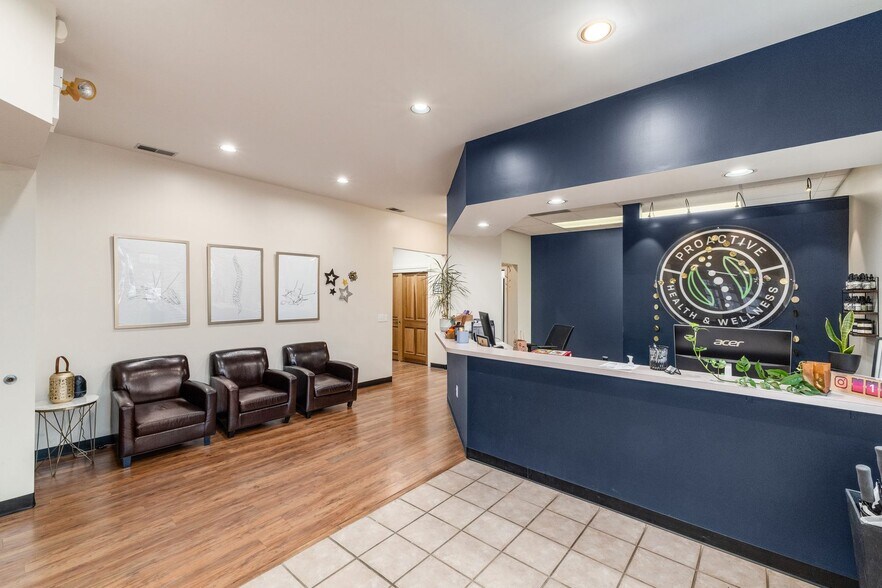 More Photos Of 440 Beecher Rd, Columbus Medical For Lease