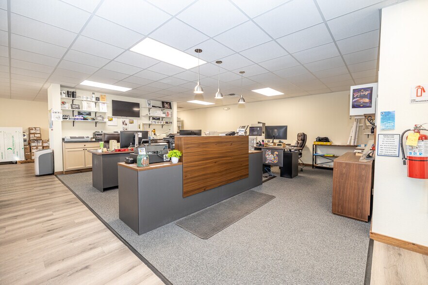 More Photos Of 8626 US Highway 51, Minocqua Storefront Retail Office For Sale