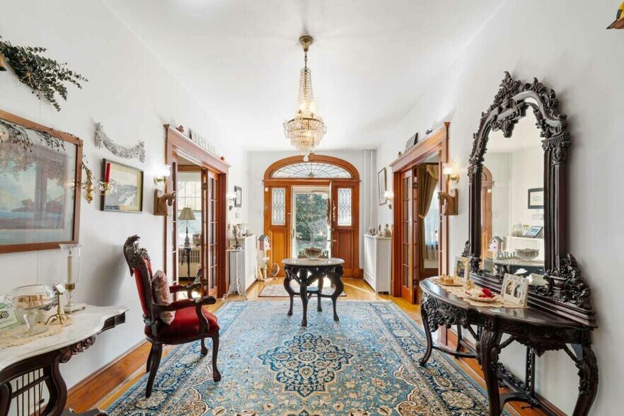 More Photos Of 6100 Frederick Ave, Catonsville Hospitality For Sale