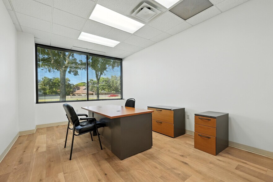 More Photos Of 1100 W Campbell Rd, Richardson Office For Lease