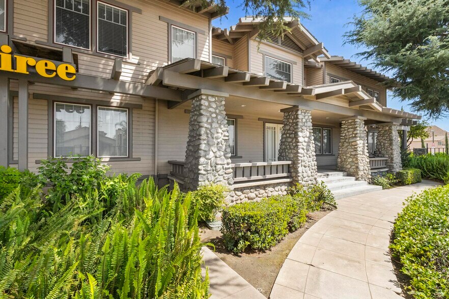 More Photos Of 437 N Riverside Ave, Rialto Loft Creative Space For Sale