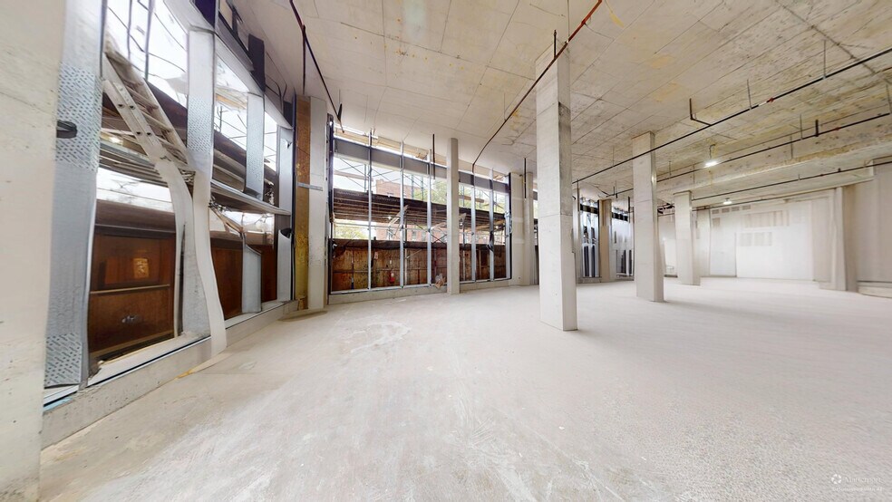 More Photos Of 815 Kings Hwy, Brooklyn Office For Lease