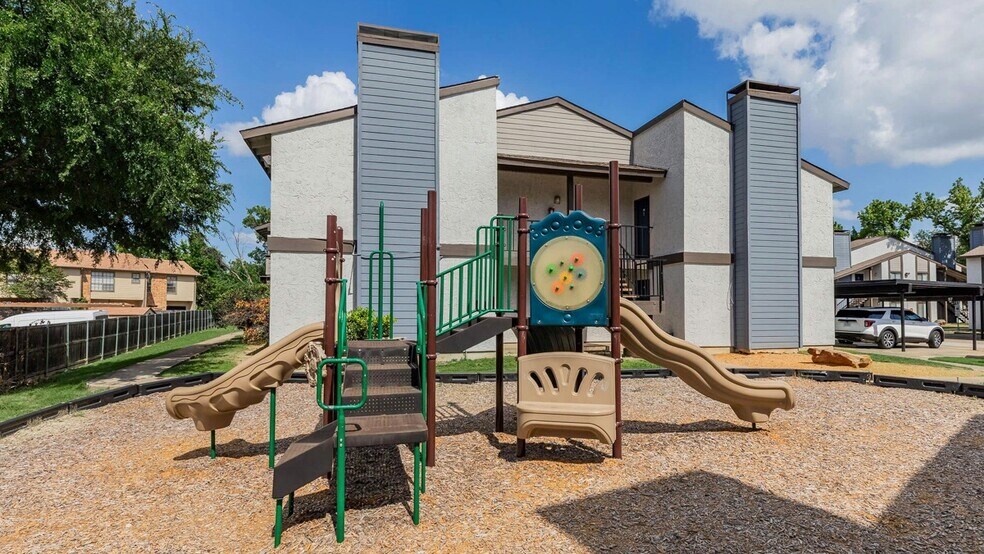 More Photos Of 11601 Audelia Rd, Dallas Apartments For Sale