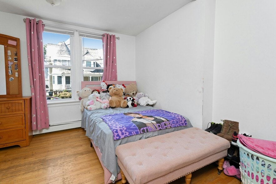 More Photos Of 45 Pleasant St, Stamford Apartments For Sale
