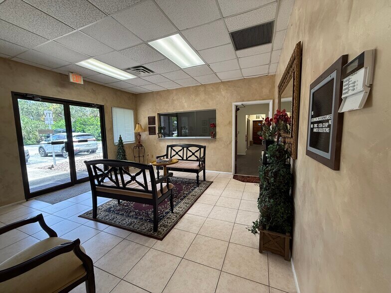 More Photos Of 34931 US Hwy 19 N, Palm Harbor Medical For Sale