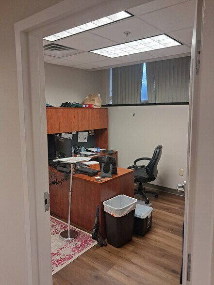 More Photos Of 909 Green St, Harrisburg Office For Lease