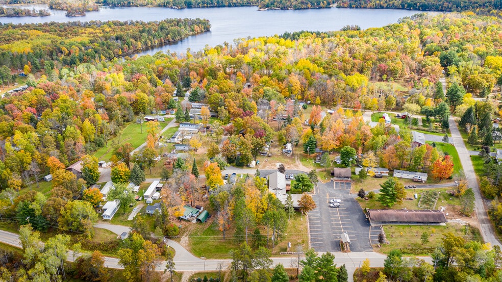 More Photos Of N10120 Parkway Rd, Crivitz Hotel For Sale