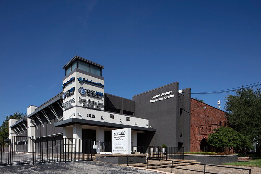 Primary Photo Of 1015 N Carroll Ave, Dallas Medical For Lease