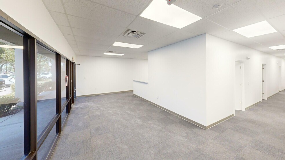 More Photos Of 2525 Drane Field Rd, Lakeland Unknown For Sale